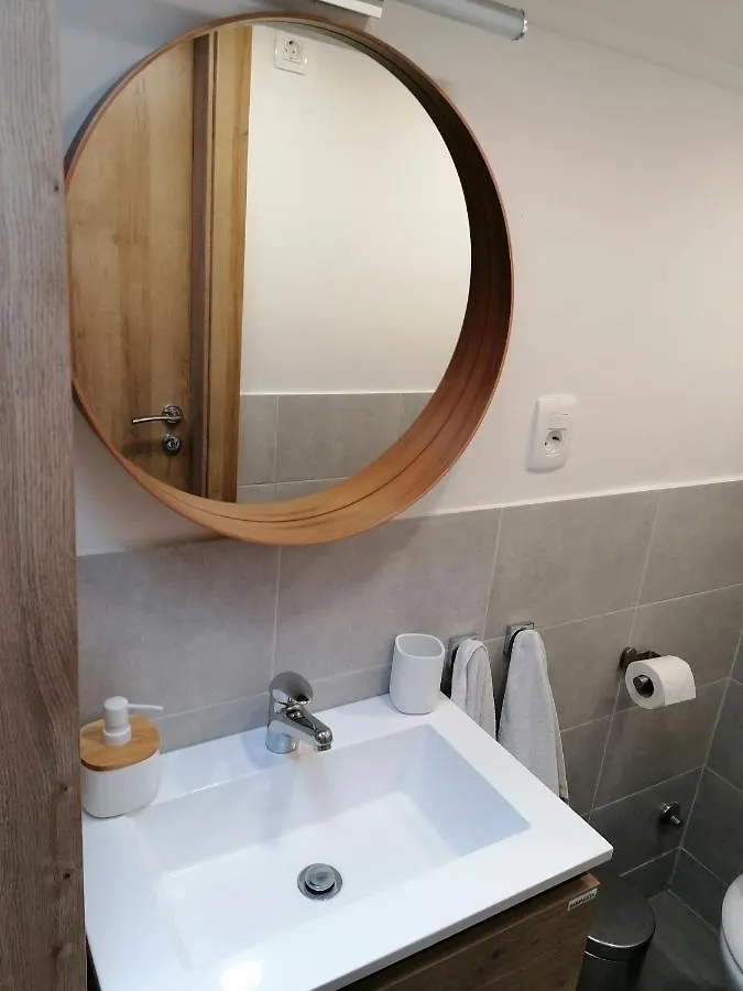 아파트 Apartman Orhideja 로브란 크로아티아