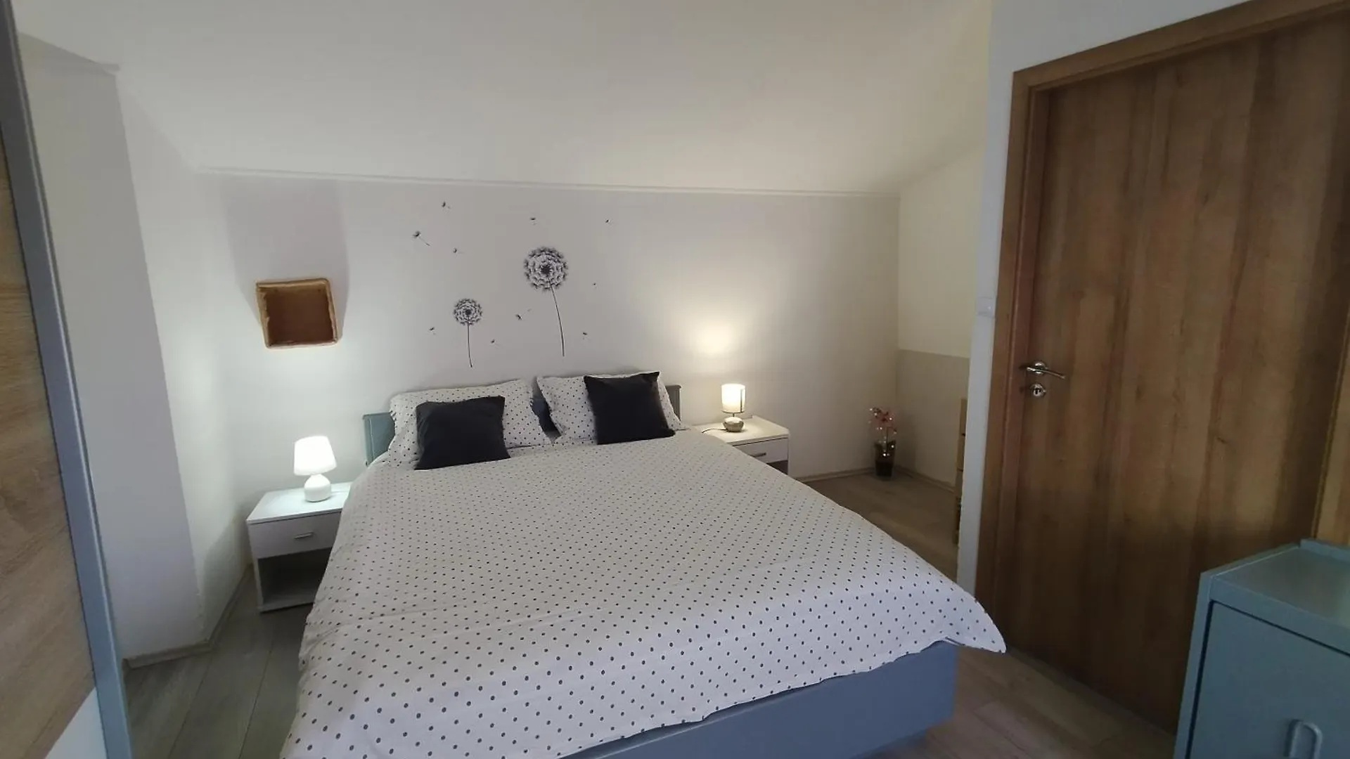 아파트 Apartman Orhideja 로브란 크로아티아